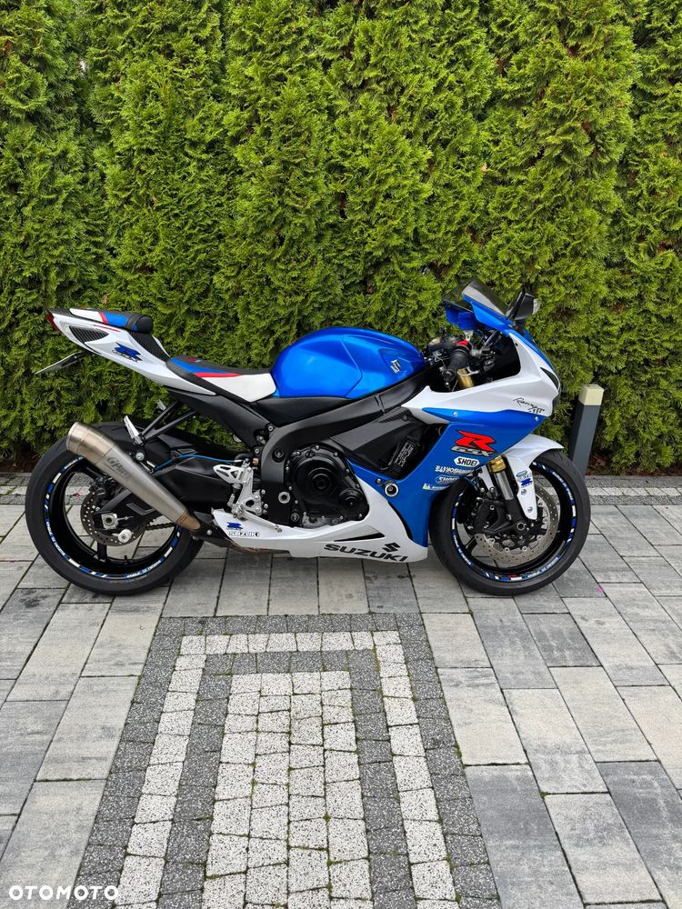 Suzuki GSX-R - 1