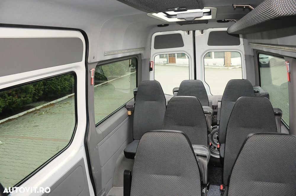 Mercedes-Benz Sprinter - 17