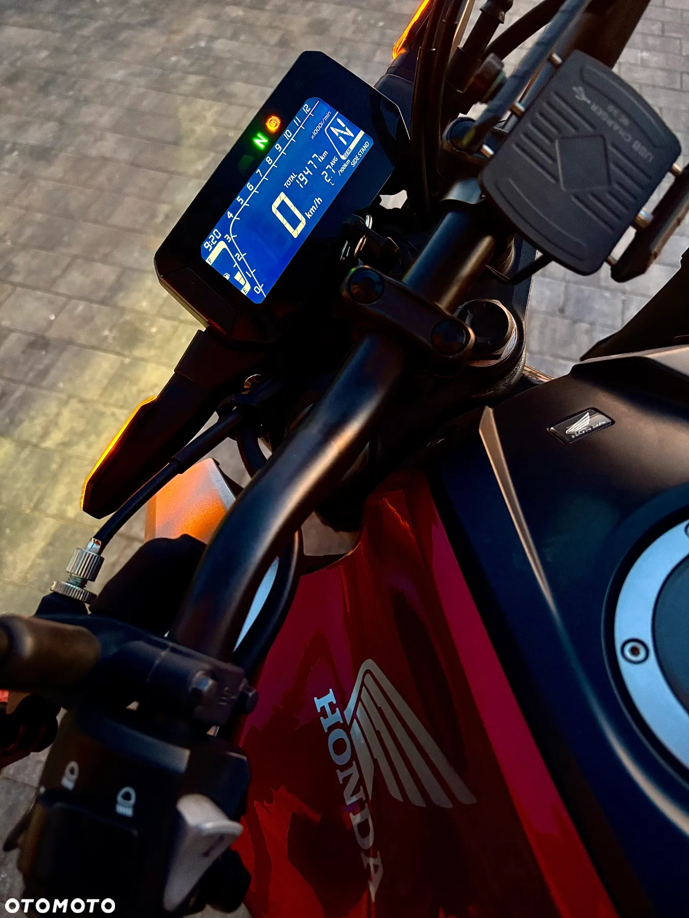 Honda CB - 9