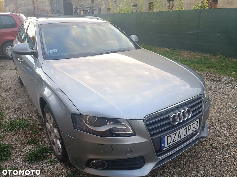 Audi A4 Avant 2.0 TDI - 1