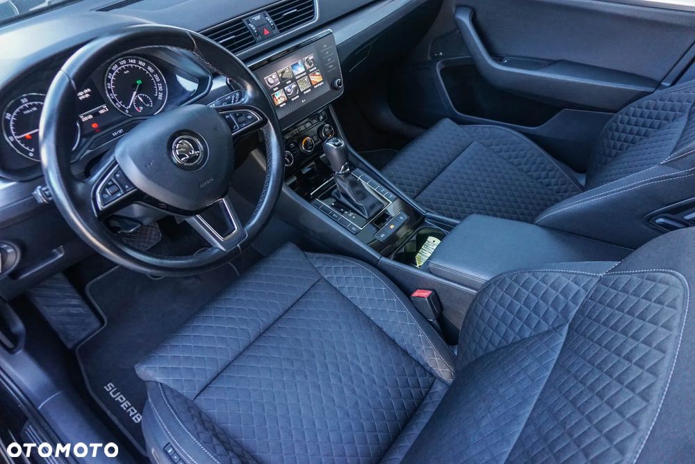 Skoda Superb 2.0 TDI 4x4 Style DSG - 27