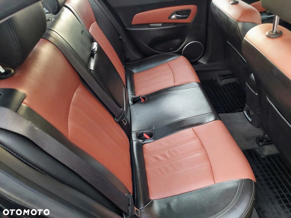 Chevrolet Cruze 1.8 LTZ - 8