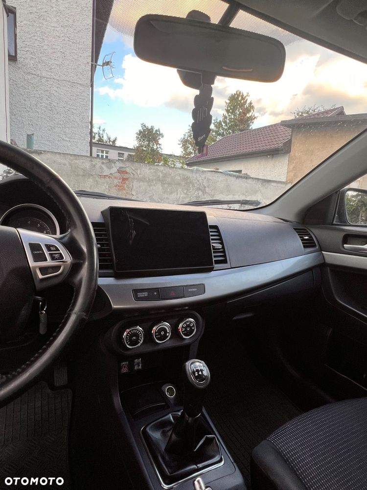 Mitsubishi Lancer 1.8 Invite LPG - 10