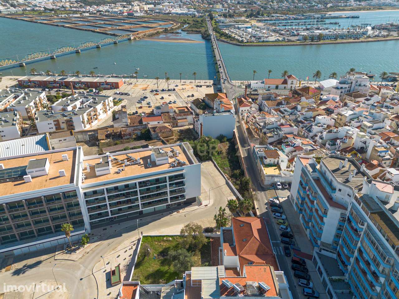 CASA PONTE VELHA – DUAS CASAS TOTALMENTE RENOVADAS COM GRANDES JARDINS - Grande imagem: 2/41