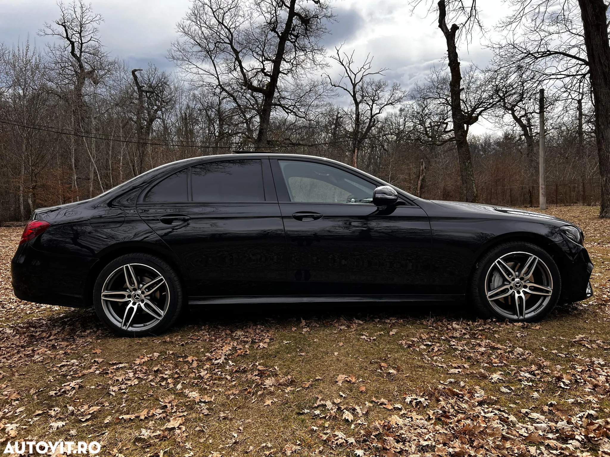 Mercedes-Benz E 220 d T 9G-TRONIC AMG Line - 17