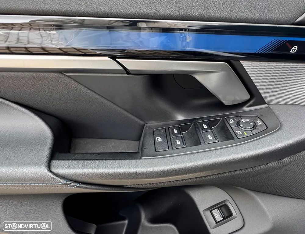 BMW 530 e Pack Desportivo M - 15