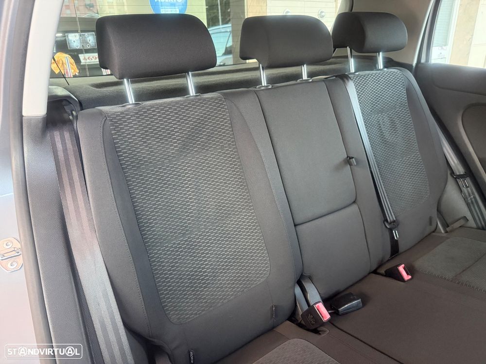 VW Golf Plus 1.6 TDi Highline - 50