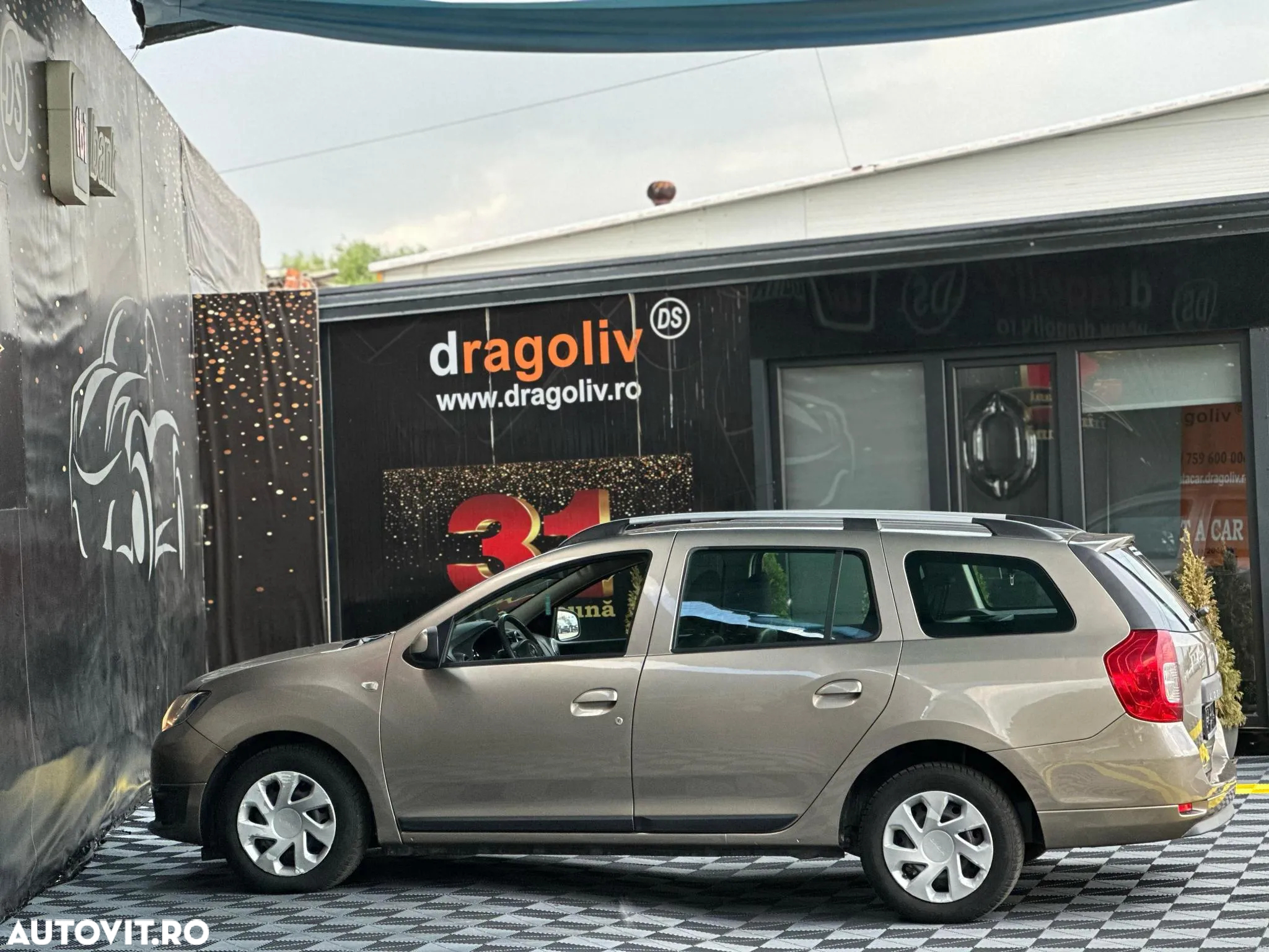 Dacia Logan MCV 1.2 16V 75 Ambiance - 3