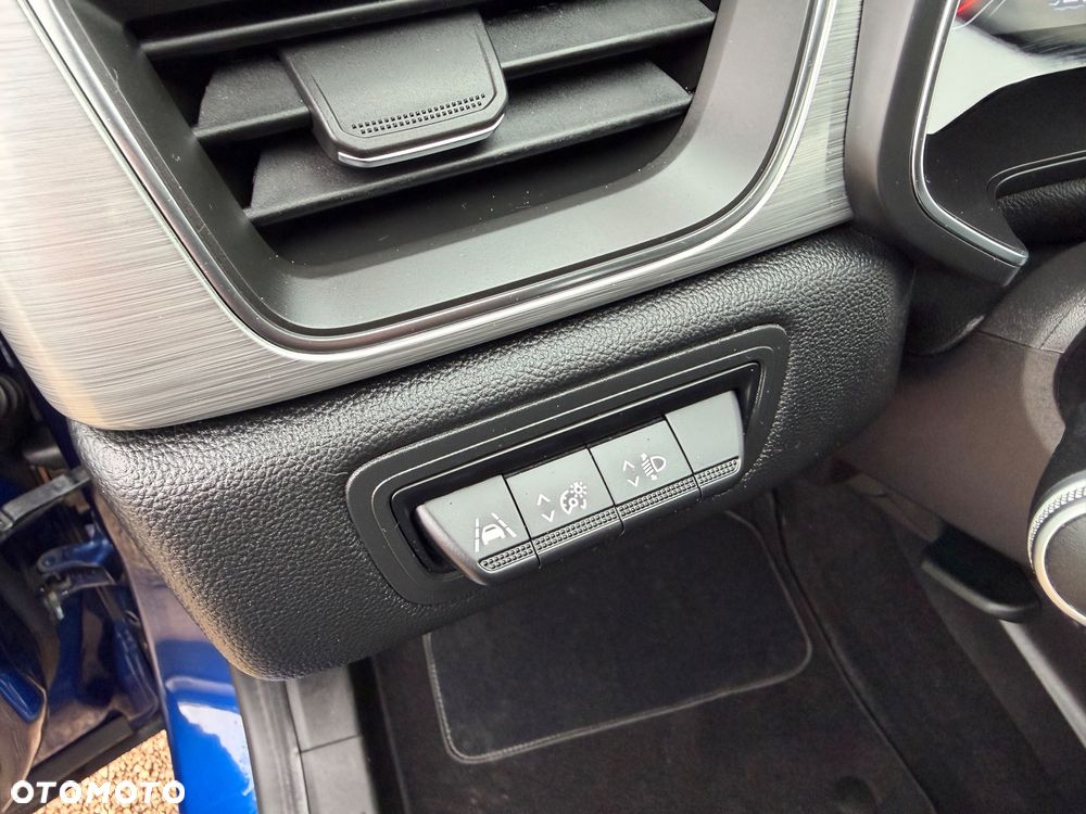 Renault Captur TCe Mild Hybrid 140 GPF TECHNO - 23