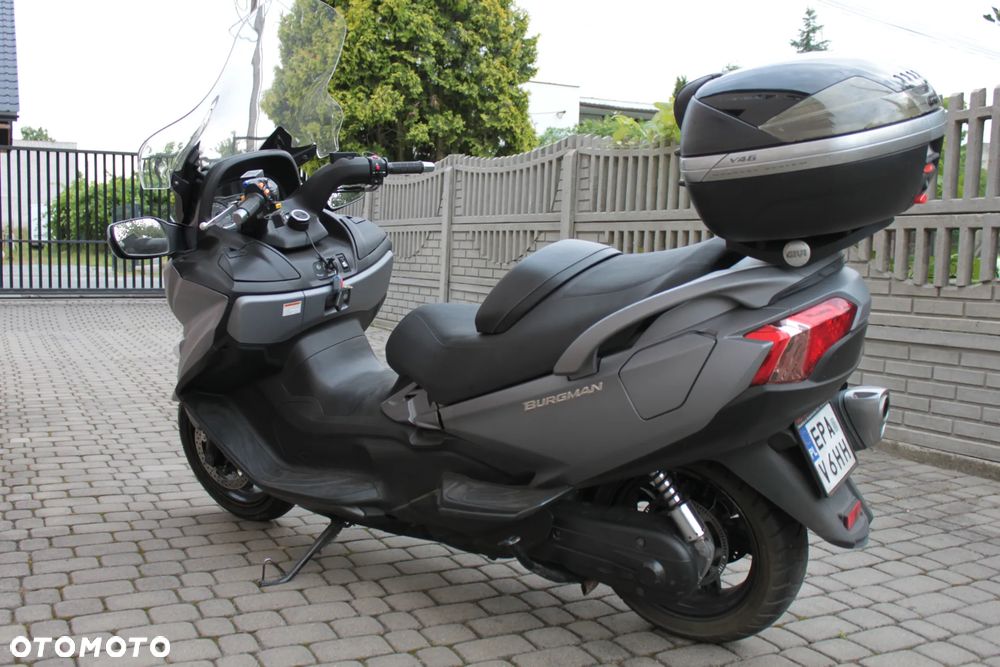 Suzuki Burgman - 4
