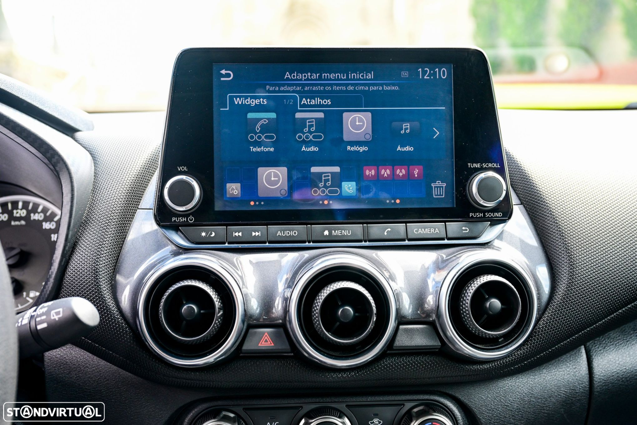 Nissan Juke 1.0 DIG-T N-Connecta - 24