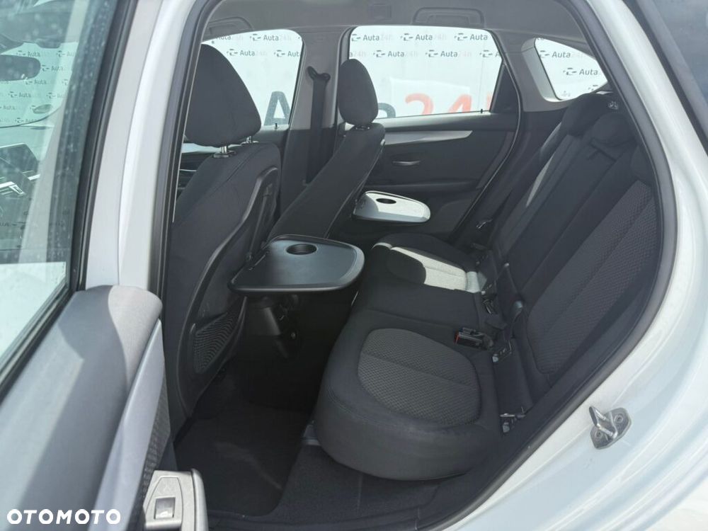 BMW Seria 2 218d Advantage - 16