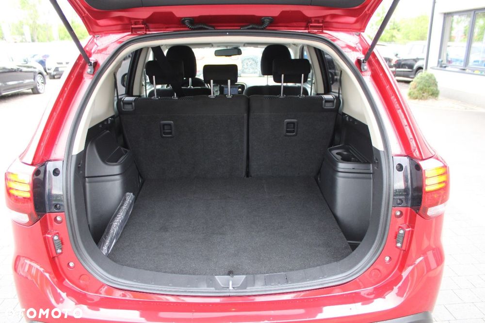 Mitsubishi Outlander - 15