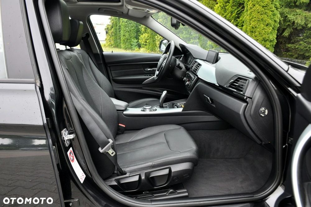 BMW Seria 3 - 17