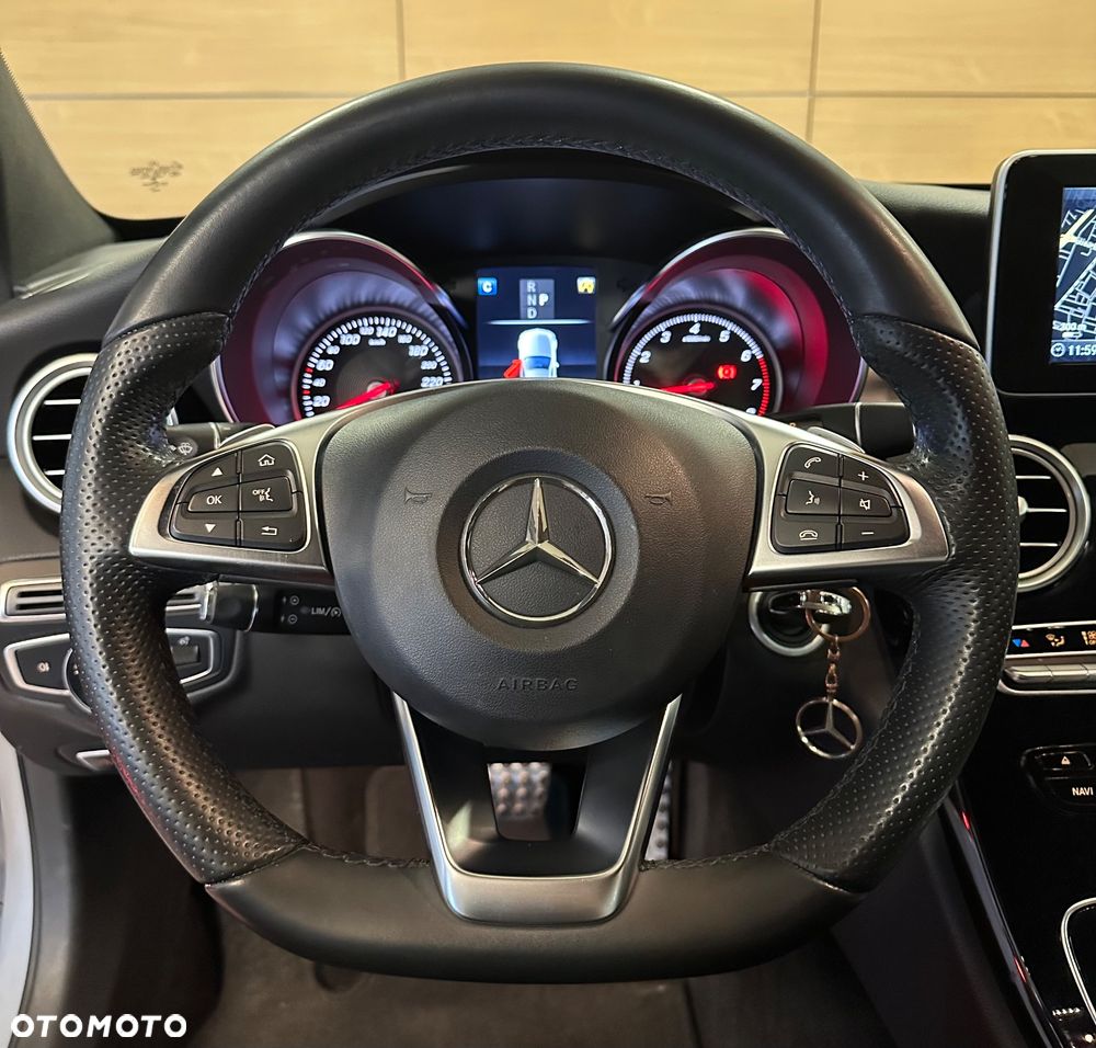 Mercedes-Benz Klasa C 200 4-Matic 9G-TRONIC - 13