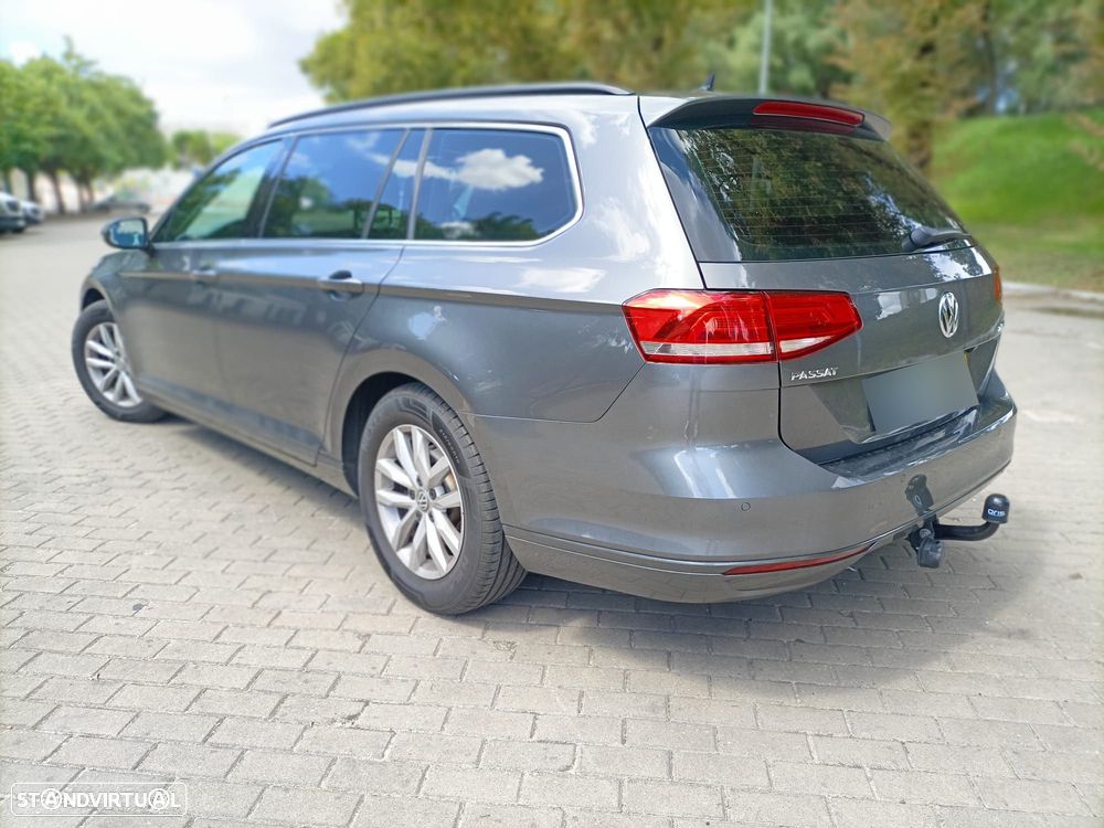 VW Passat Variant 1.6 TDI Confortline DSG - 2