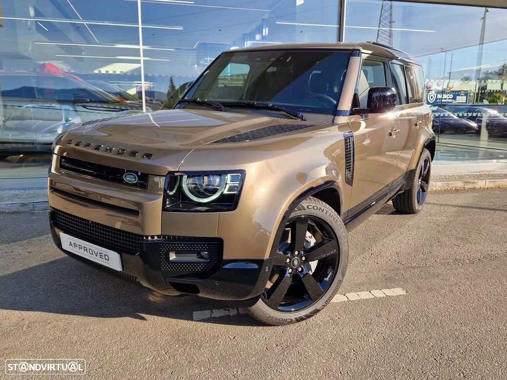 Land Rover Defender 2.0 P300e 110 AWD X-Dynamic SE - 1