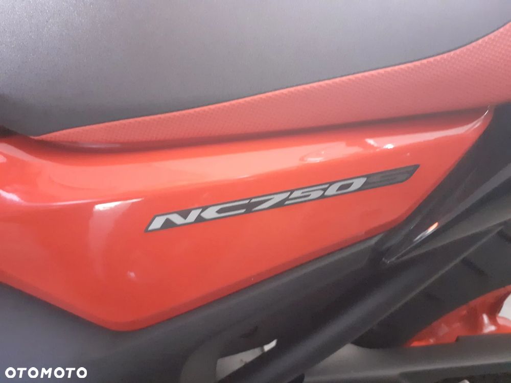 Honda NC - 6