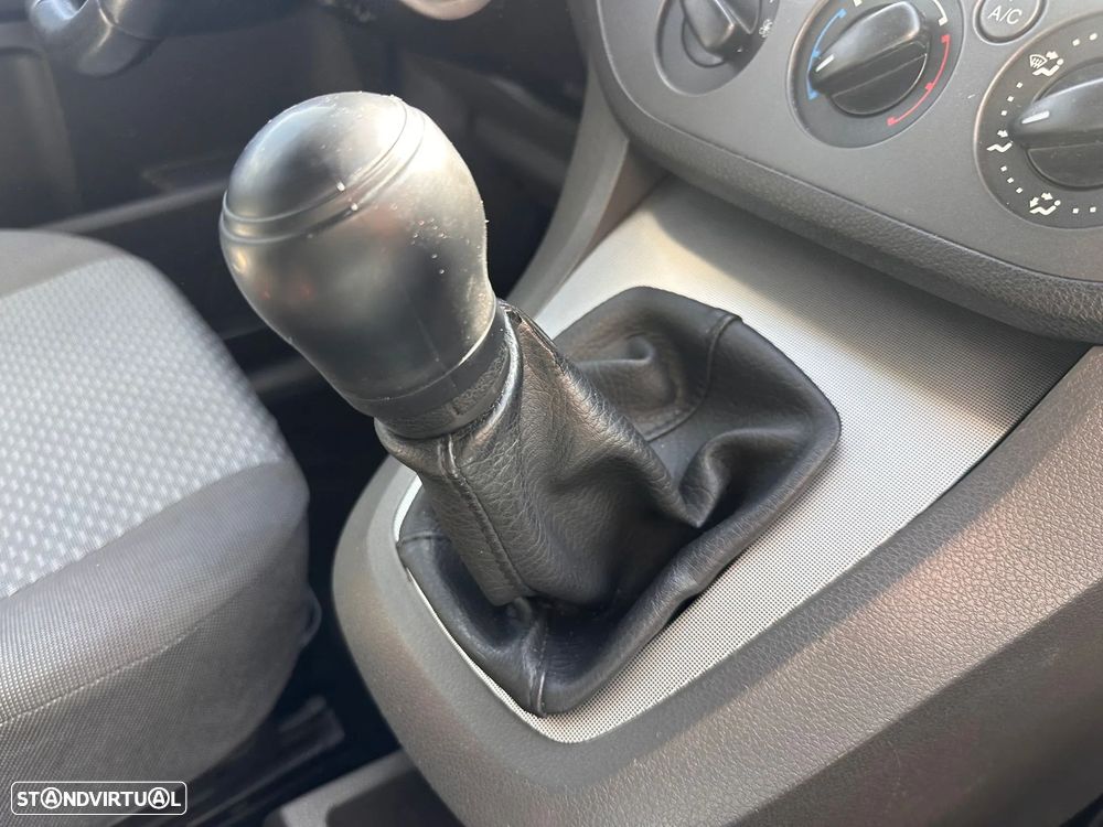 FORD Focus C-Max (DM2) 1.6 TDCi Diesel 109 cv  80 kW 2003 - 2007 G8DA para peças - 12