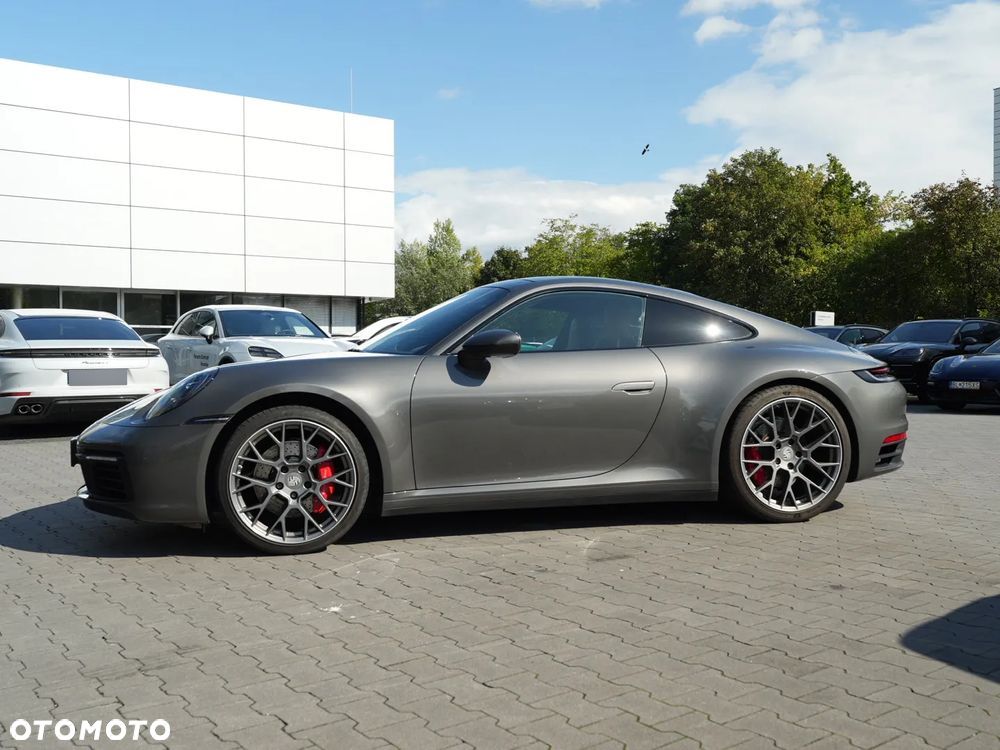 Porsche 911 Carrera 4S - 2