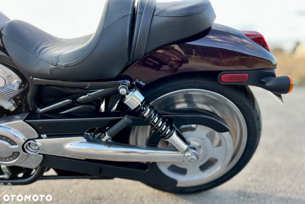 Harley-Davidson V-Rod Street Rod - 16