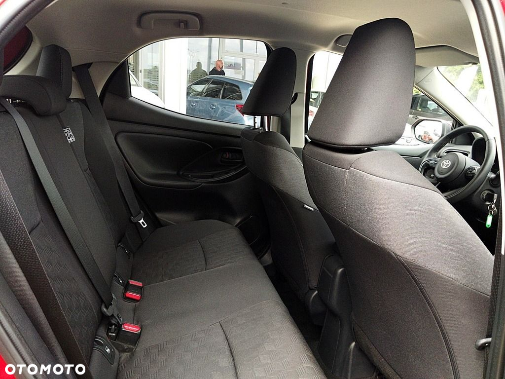 Toyota Yaris - 7
