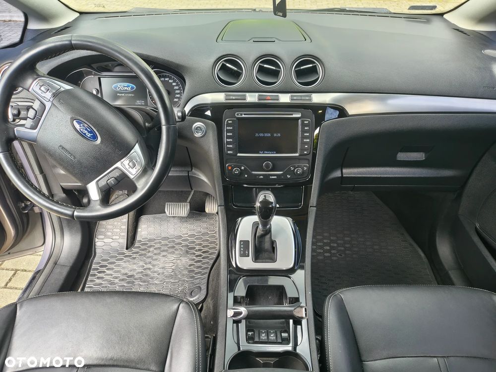 Ford S-Max - 36