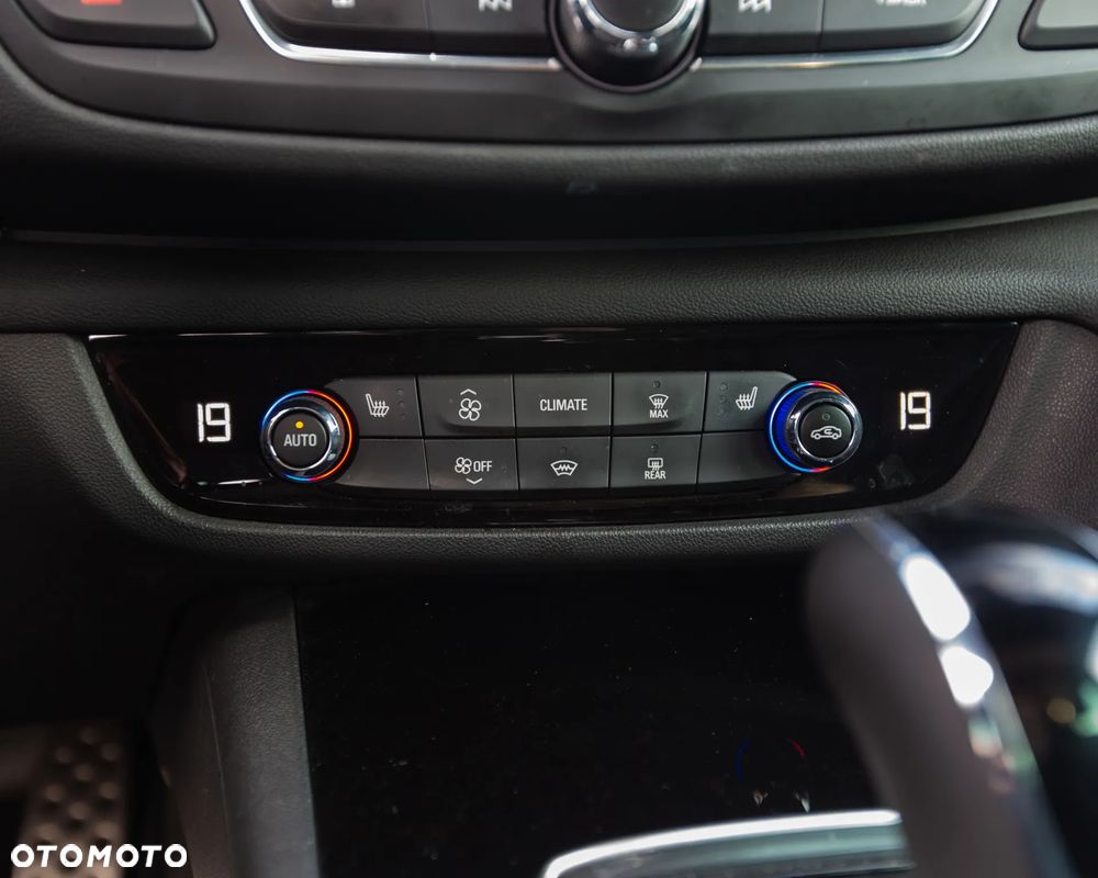 Opel Insignia 2.0 CDTI Business Elegance S&S - 26