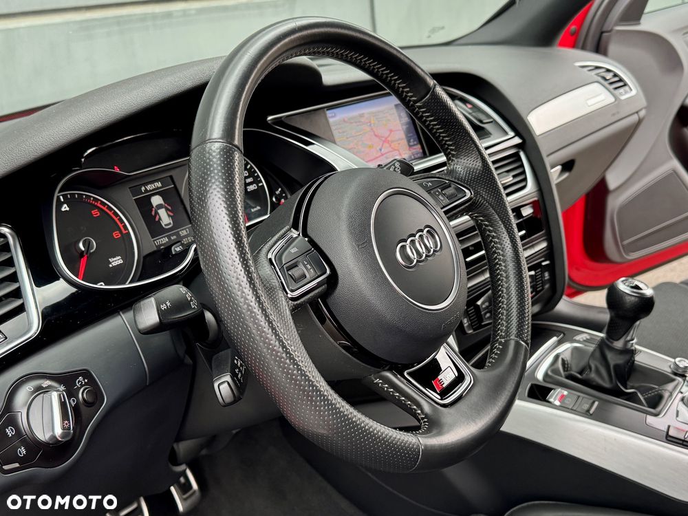 Audi A4 Avant 2.0 TDI DPF clean diesel quattro S line Sportpaket - 27