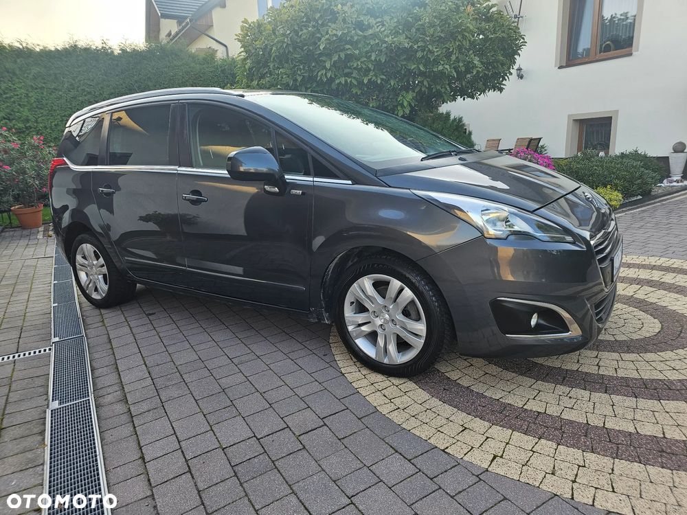 Peugeot 5008 - 2