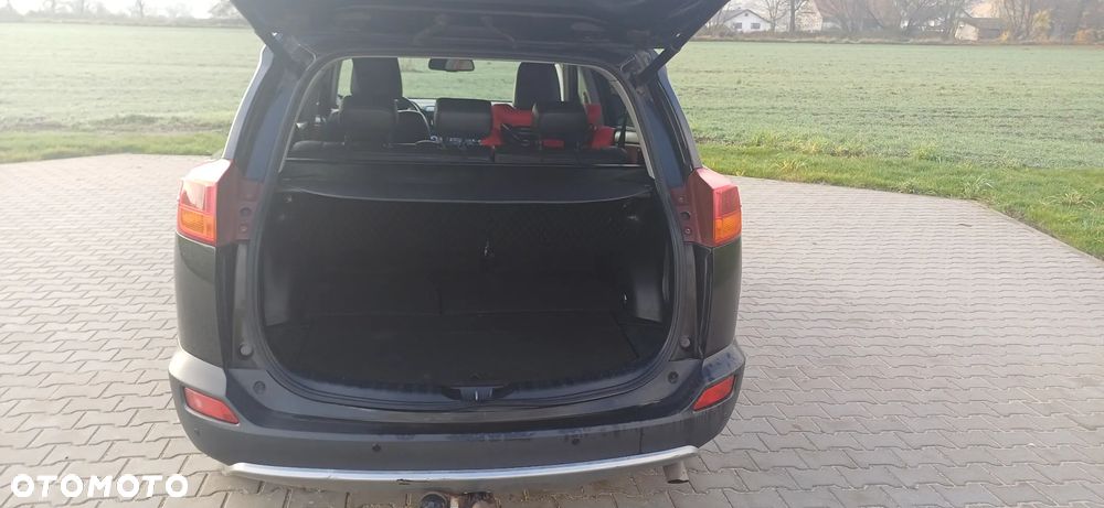 Toyota RAV4 2.2 D-CAT Premium - 12