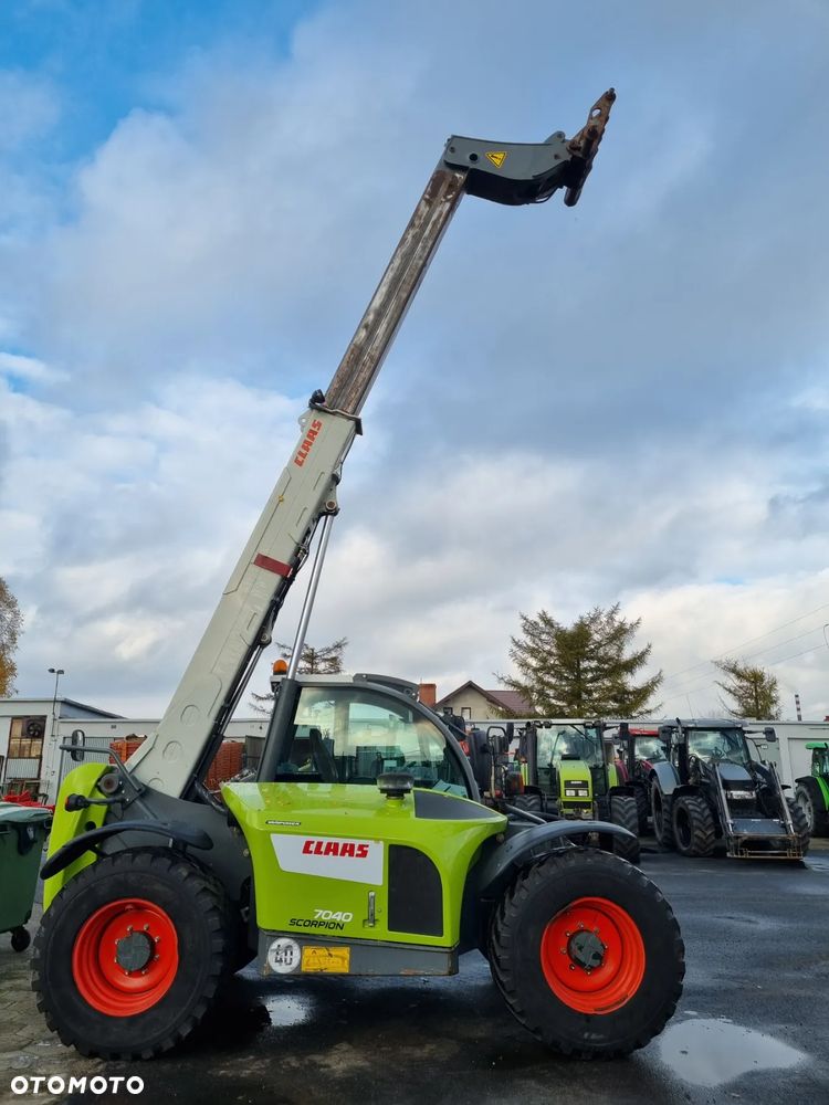 Claas Scorpion 7040 VARIPOWER - 3