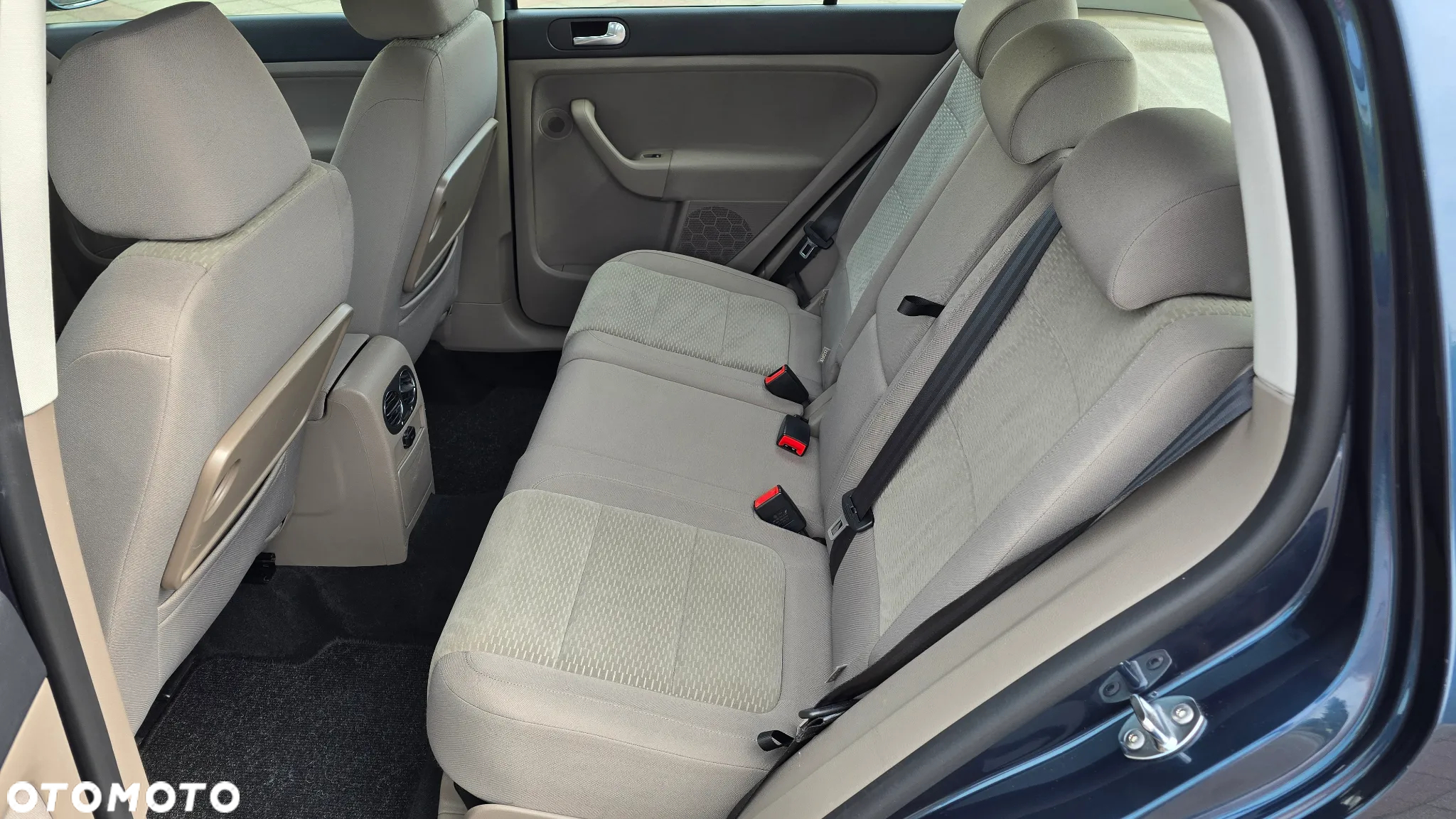 Volkswagen Golf Plus - 23