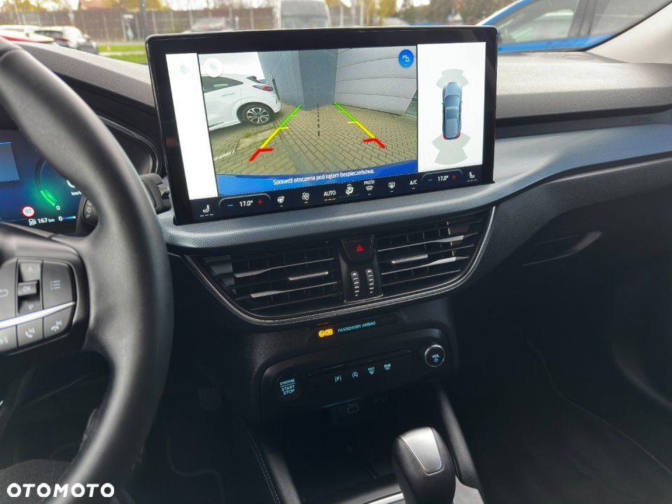 Ford Focus - 22
