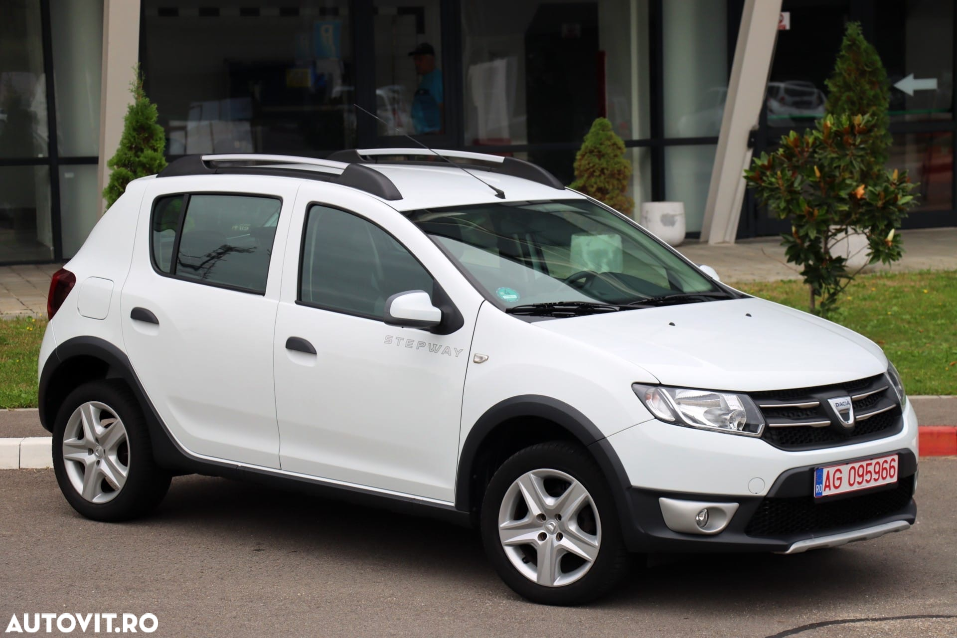Dacia Sandero Stepway TCe 90 (S&S) Celebration - 4