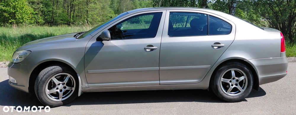 Skoda Octavia 1.6 Ambiente EU5 - 5