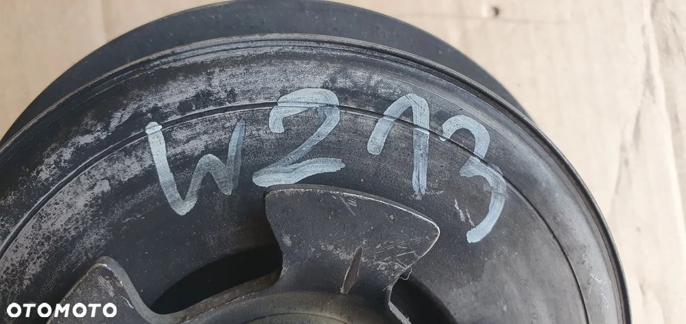 Koło pasowe wału Mercedes E-Klasa W213 3.0 CDI - 5