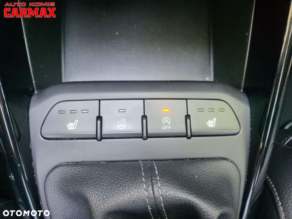 Kia Stonic - 22