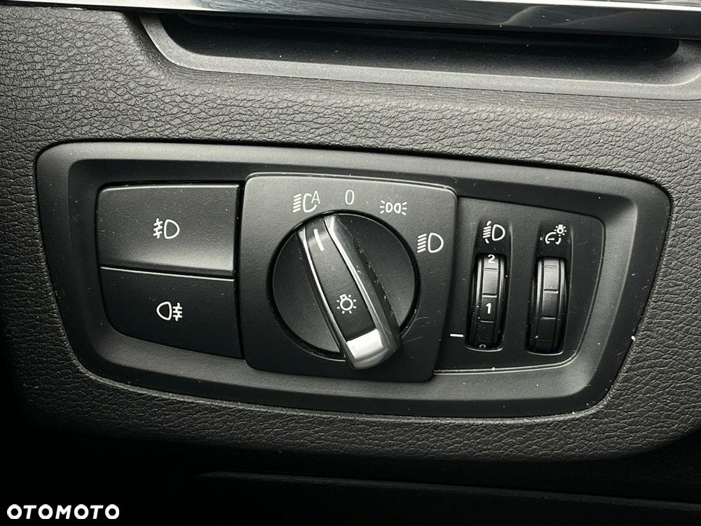 BMW X1 xDrive25e Advantage - 32