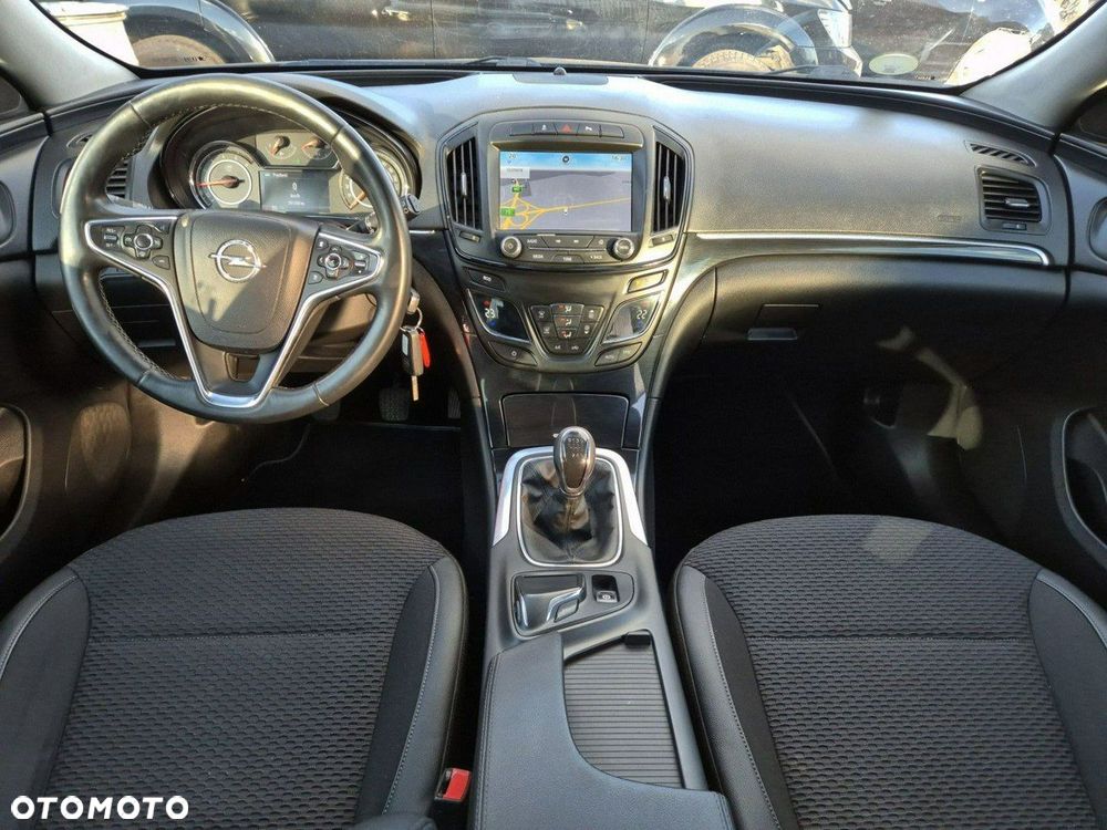 Opel Insignia - 23