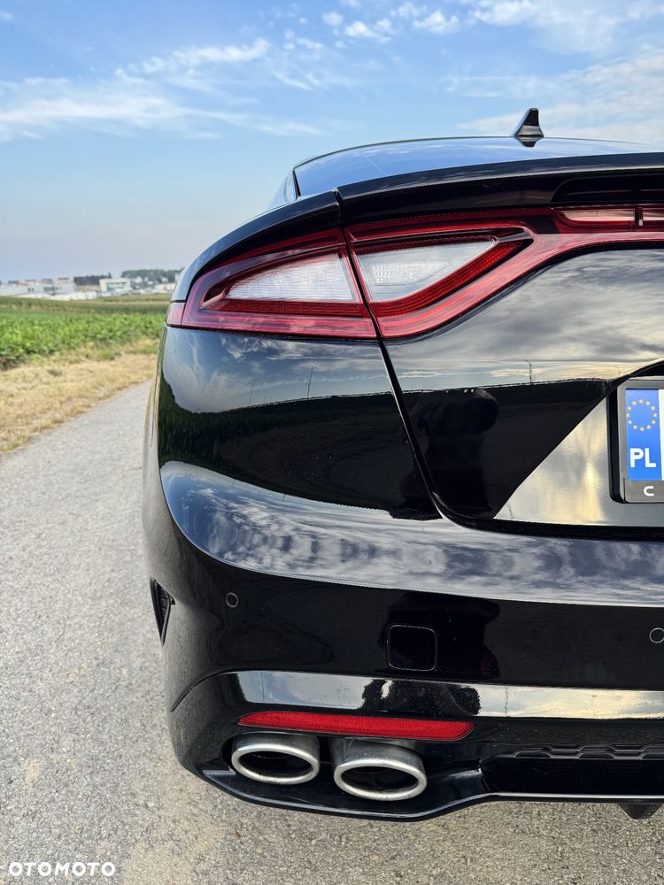 Kia Stinger 3.3 T-GDI V6 GT AWD - 12