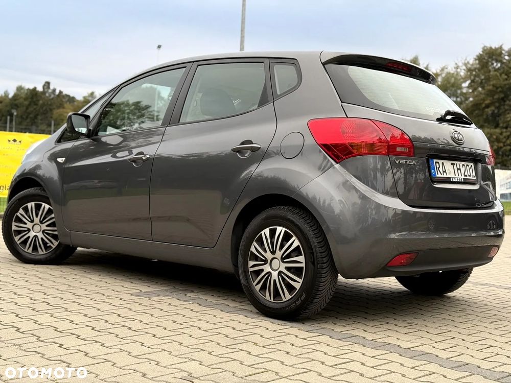 Kia Venga 1.4 CVVT Vision - 32