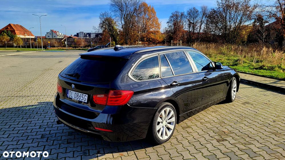 BMW Seria 3 318d DPF - 5