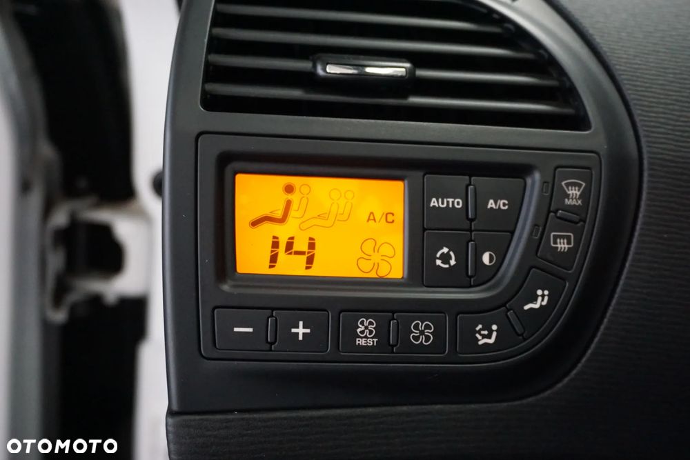Citroën C4 Grand Picasso 1.6 HDi My Way MCP - 36