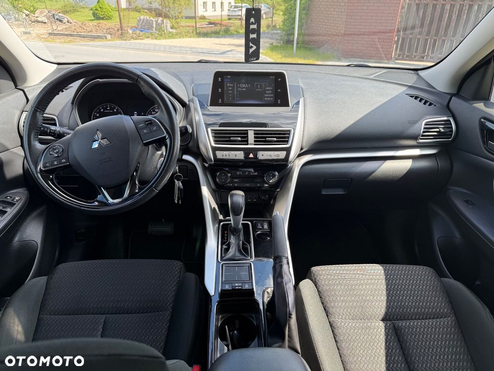 Mitsubishi Eclipse Cross 1.5 T-MIVEC (ClearTec) CVT 2WD Active - 25