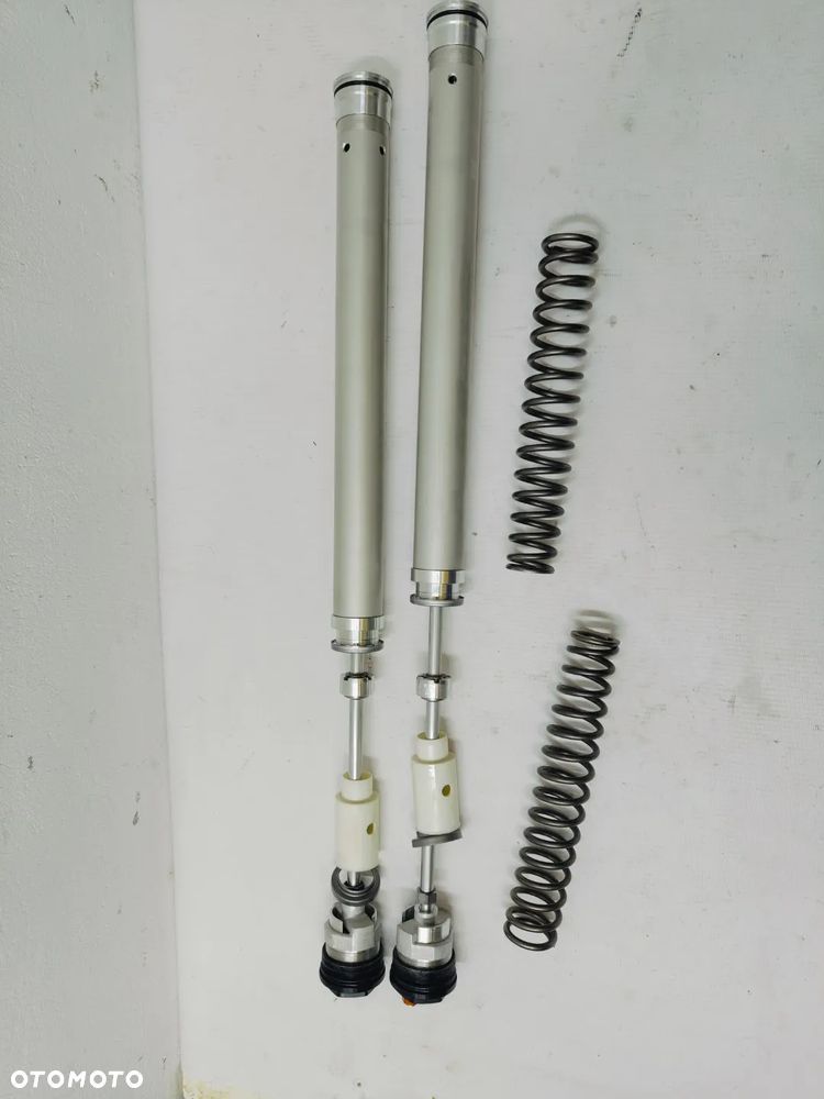 Wkłady zawieszenia przód Yamaha r1