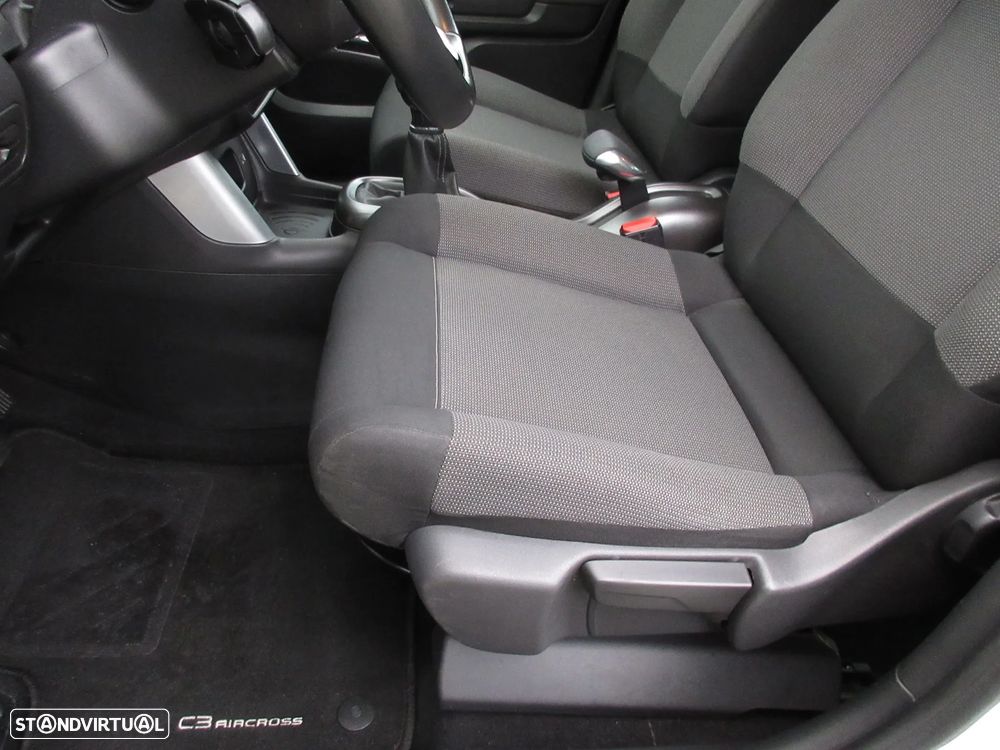 Citroën C3 Aircross 1.2 PureTech Shine - 18