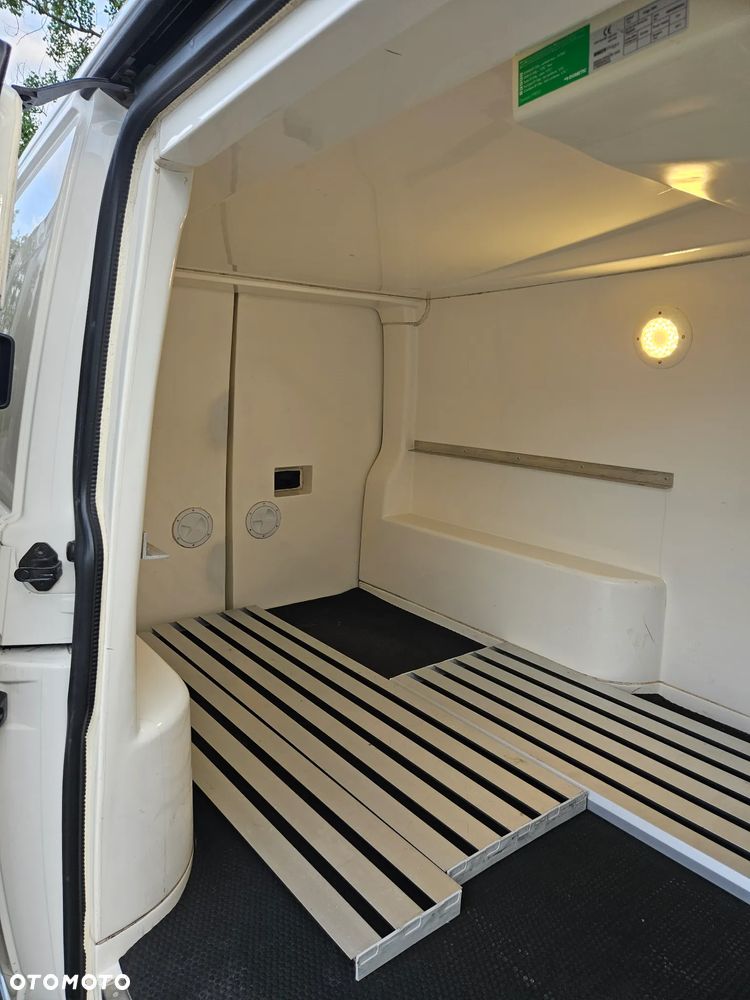 Volkswagen T6 - 12