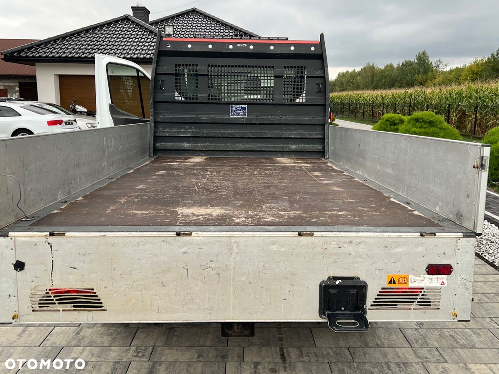 Ford Transit - 18