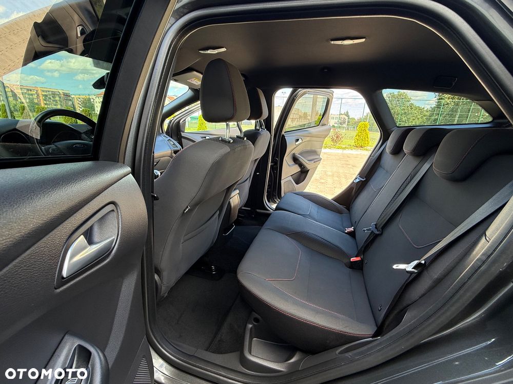 Ford Focus 1.0 EcoBoost ST-Line Black ASS - 24